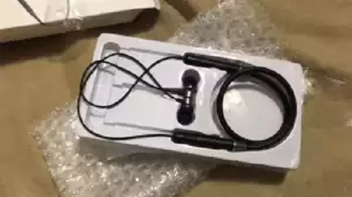 Lenovo Wireless Headsets HE05 Sport Earphone Magnetic Hanging Bluetooth 5.0 Call noise reduction 8 Hours Music Control